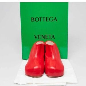 Bottega Veneta Bold Stretch Leather Red Heeled Mules